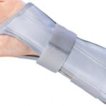 WRIST SUPPORT BRACE DELUXE RIGHT SMALL S/M 79-87073 S/D